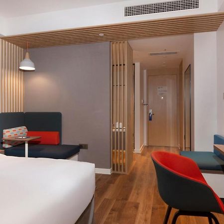 Holiday Inn Express Qiliping By Ihg Emeishan City Exterior photo